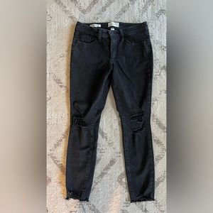 Universal Thread Mid Ride Black ripped skinny jeans